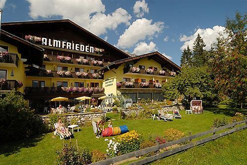 Almfrieden Hotel & Romantikchalet Ramsau am Dachstein Exteriér fotografie